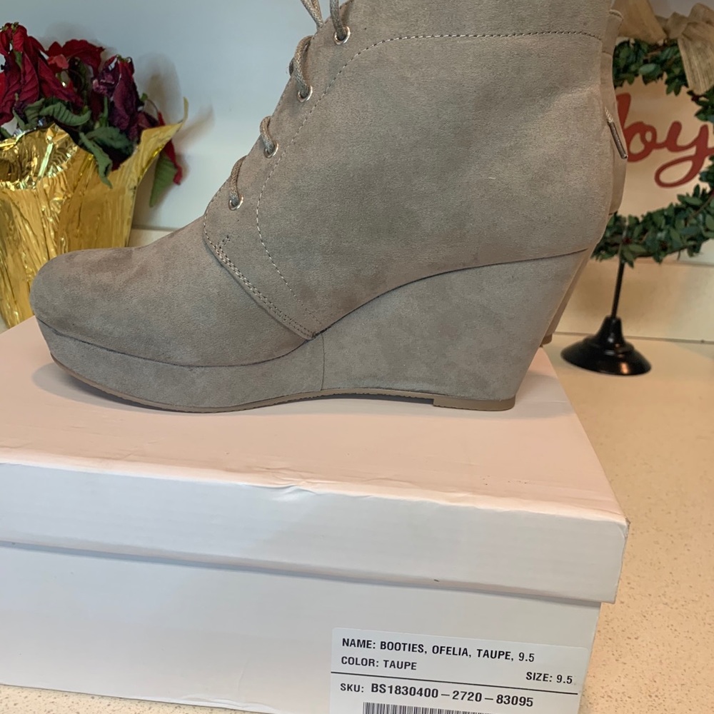 Booties - Picture 2 of 3